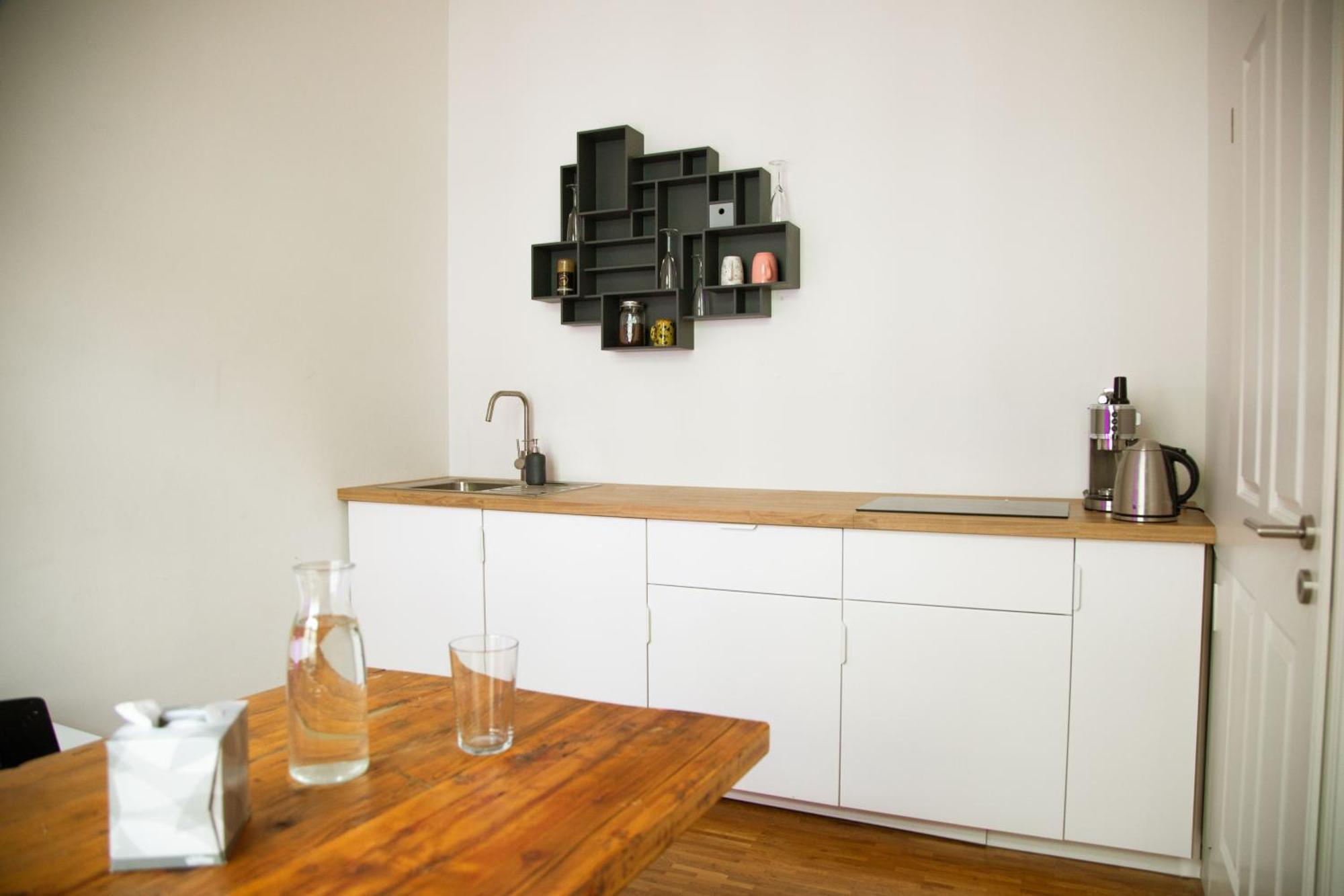 Huge Apartment With Home Cinema And Kitchen In Friedrichshain เบอร์ลิน ภายนอก รูปภาพ