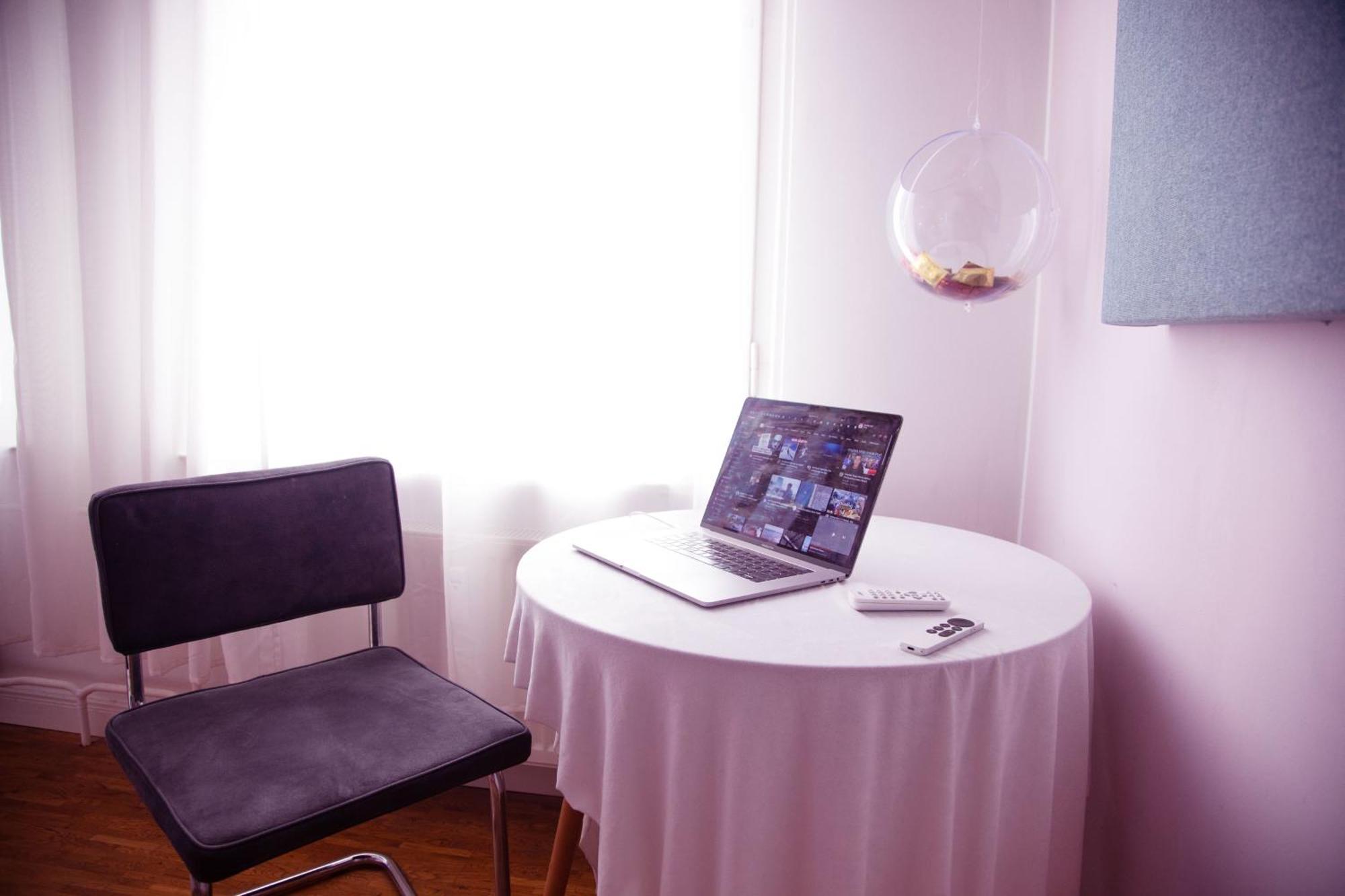 Huge Apartment With Home Cinema And Kitchen In Friedrichshain เบอร์ลิน ภายนอก รูปภาพ